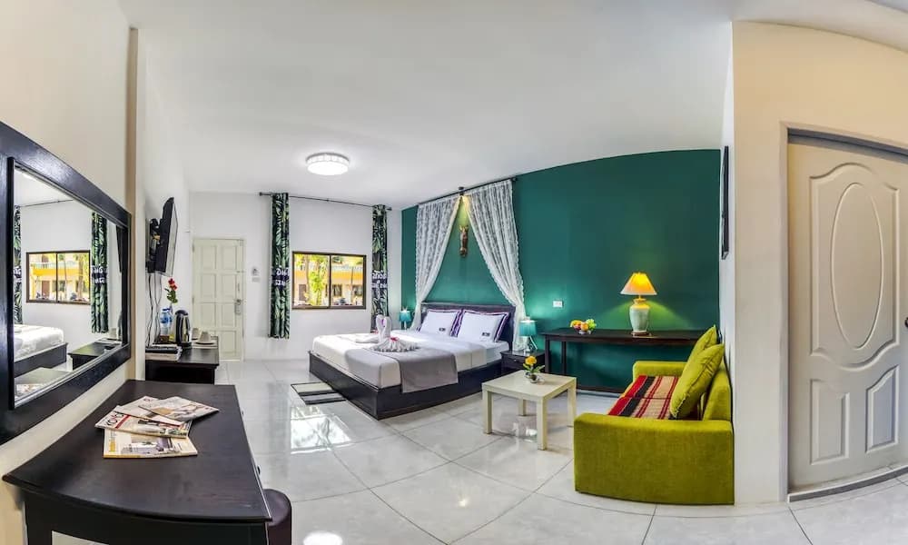 The Coconut Resort - photo 8