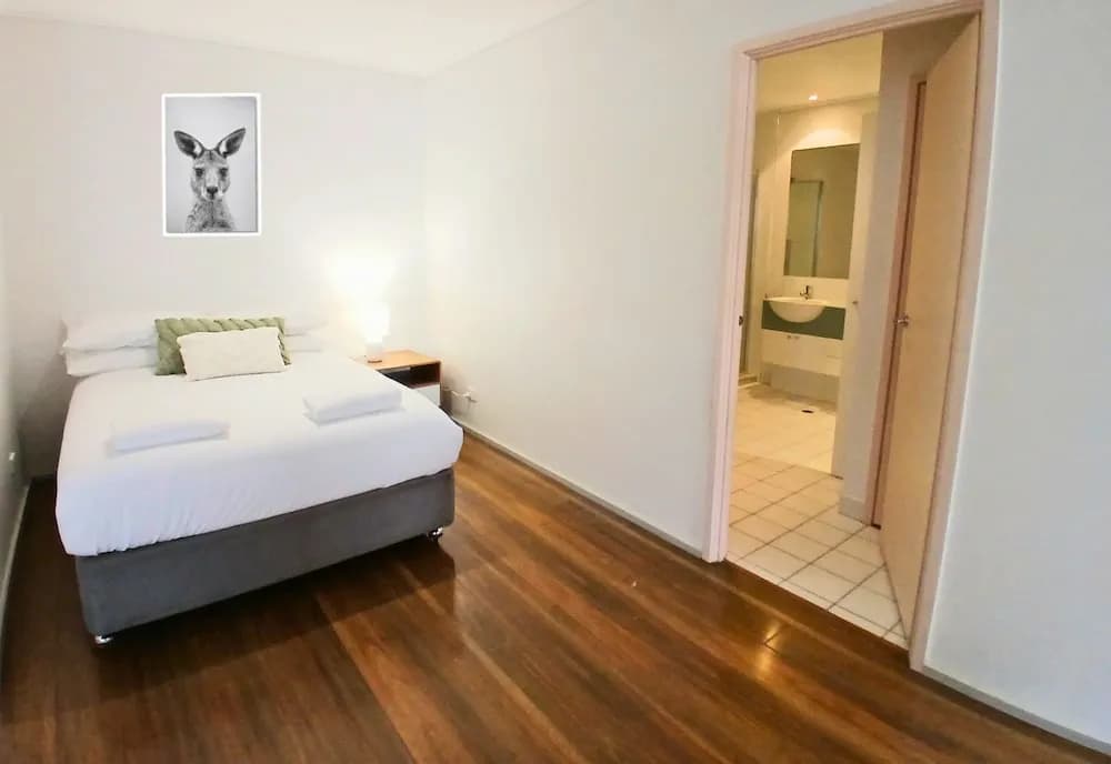 Readyset Apartments at Dockside - photo 15