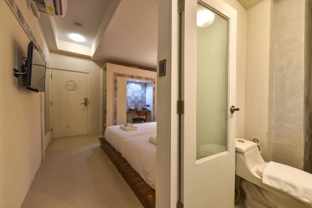 Montree Phuket Hotel - photo 8
