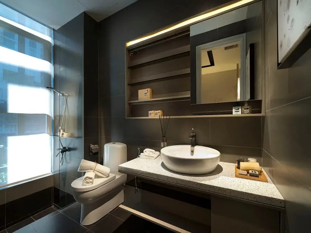 Expressionz Professional Suites by SYNC @3ppl - photo 9