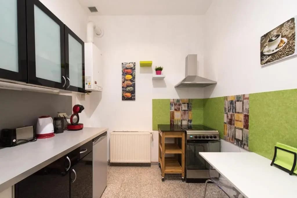Belvedere Central Apartment - photo 10