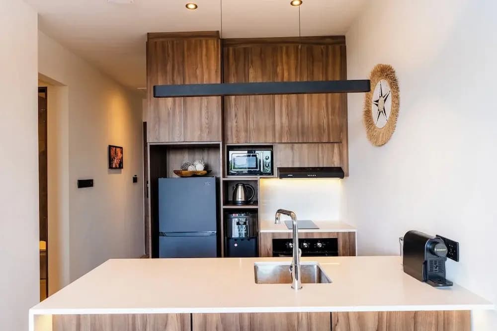 Avanya Luxury Apartments by Pertama Stay - photo 25