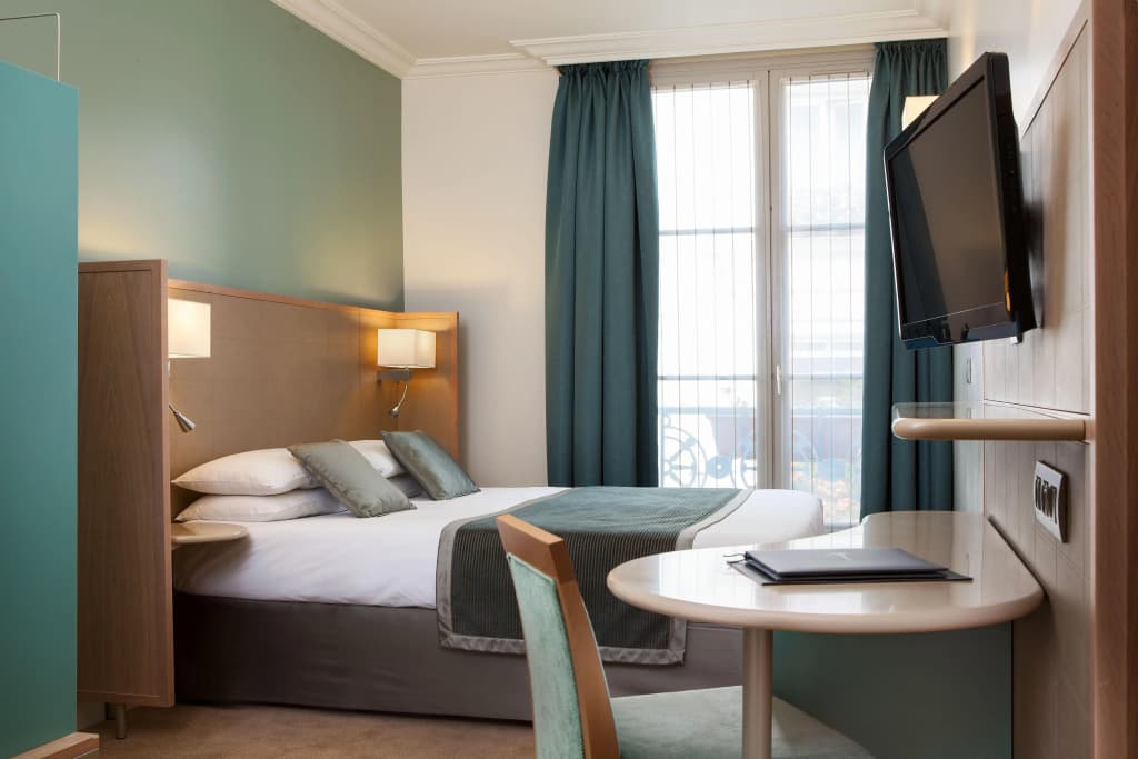 Leonardo Boutique Opera Hotel - photo 4