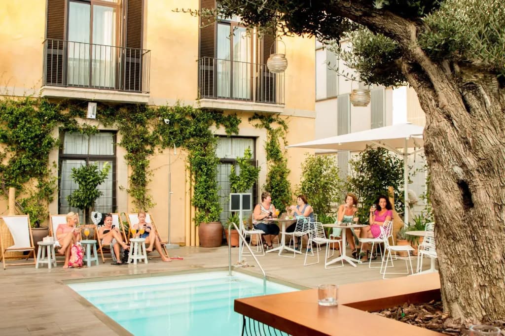 Hotel Oasis - photo 20