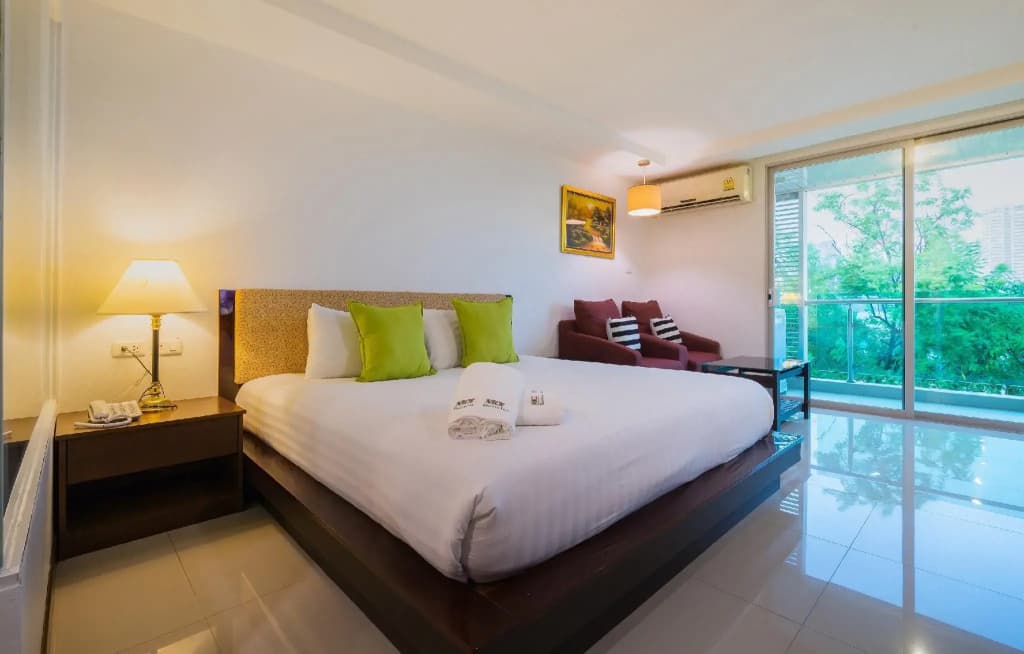 Nice Residence Hotel Bangkok - photo 2