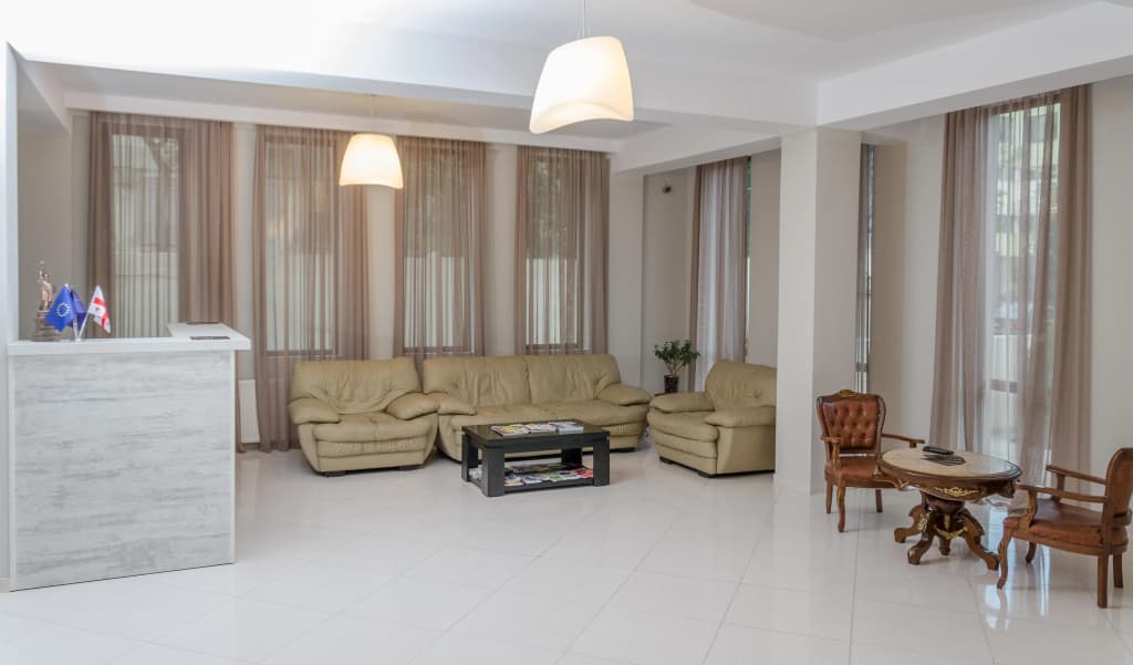 Big Bay Hotel - photo 3