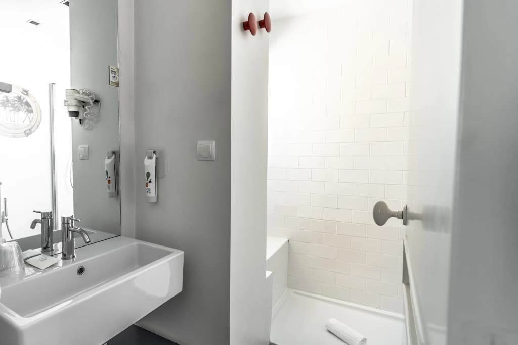 ibis Styles Lisboa Centro Liberdade NE - photo 9
