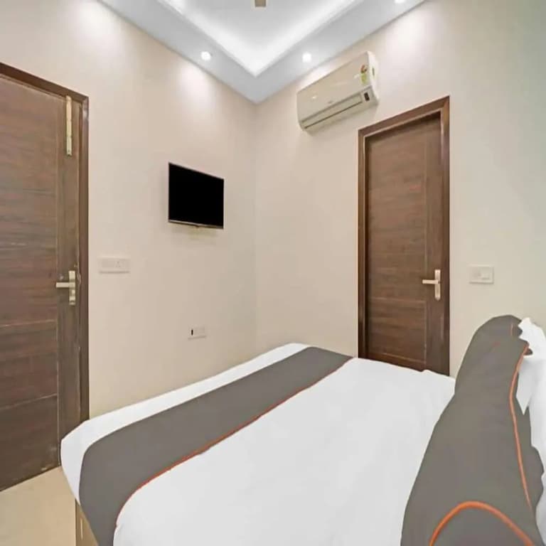 Hotel Heven - photo 11