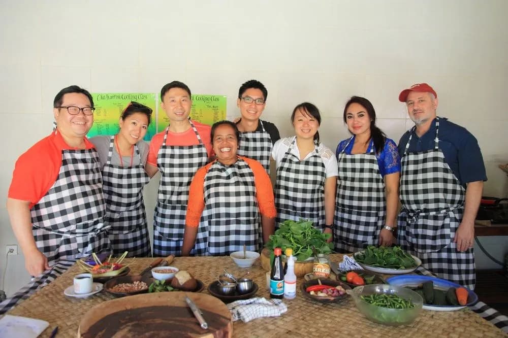 Oka Kartini Bungalows - photo 21
