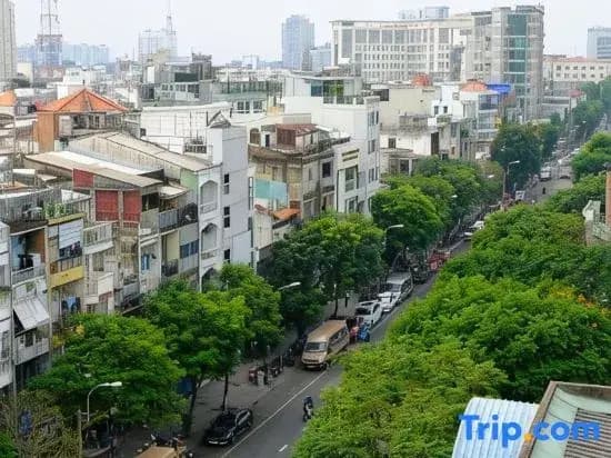 Memories Stay Nguyen Cu Trinh - Steps to Bui Vien Nightlife - photo 1