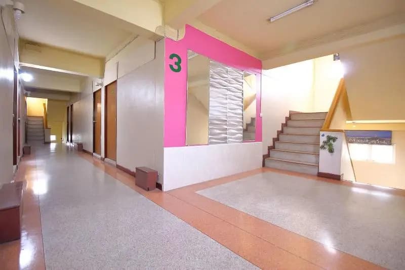 Oyo 425 Gedkanok Apartment - photo 1