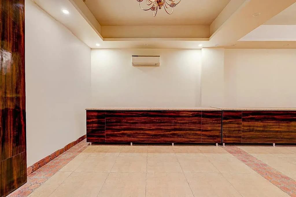 Hotel O Golden King - photo 20