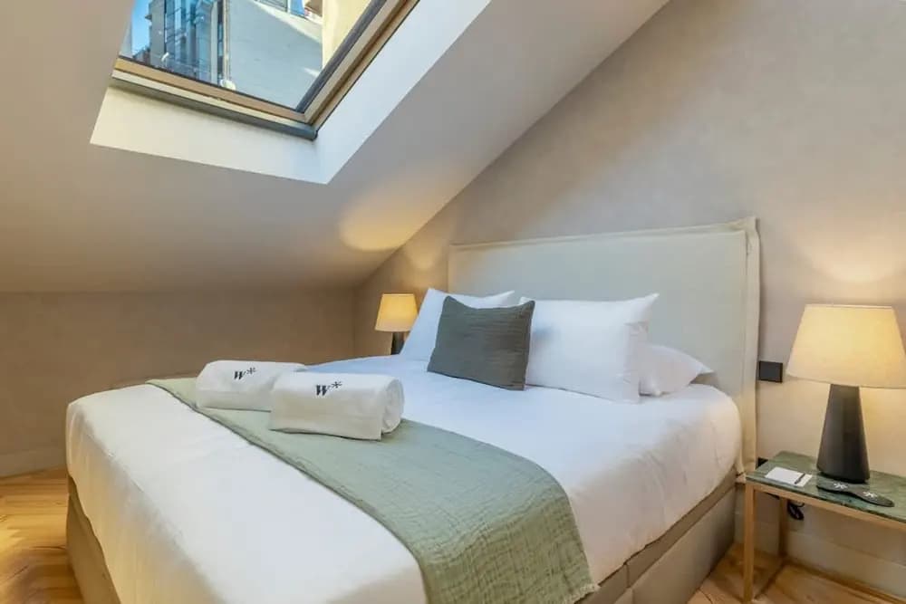 w Cozy Penthouse at Palacio Real - photo 1