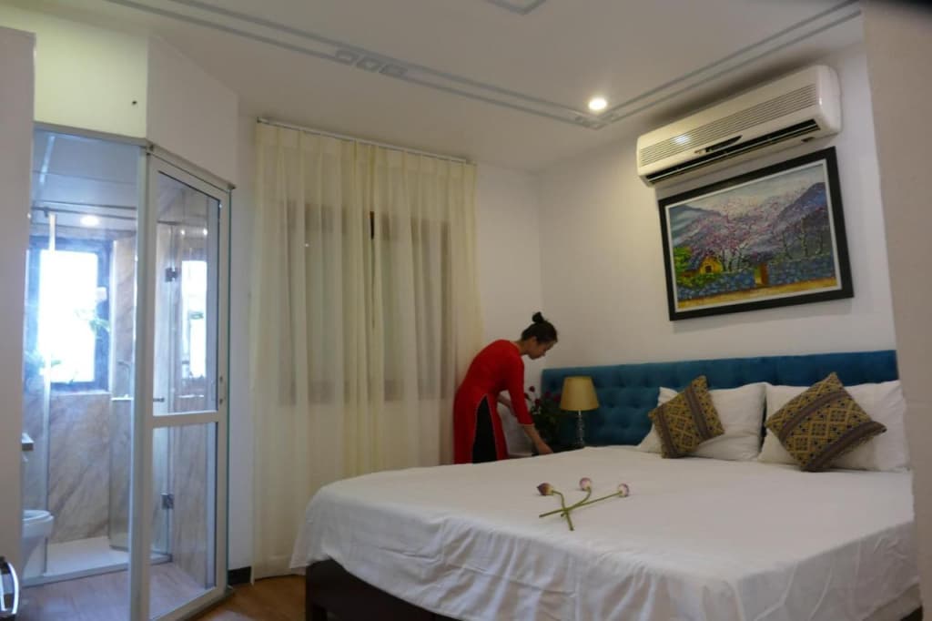 Rising Dragon Estate Hotel - photo 10