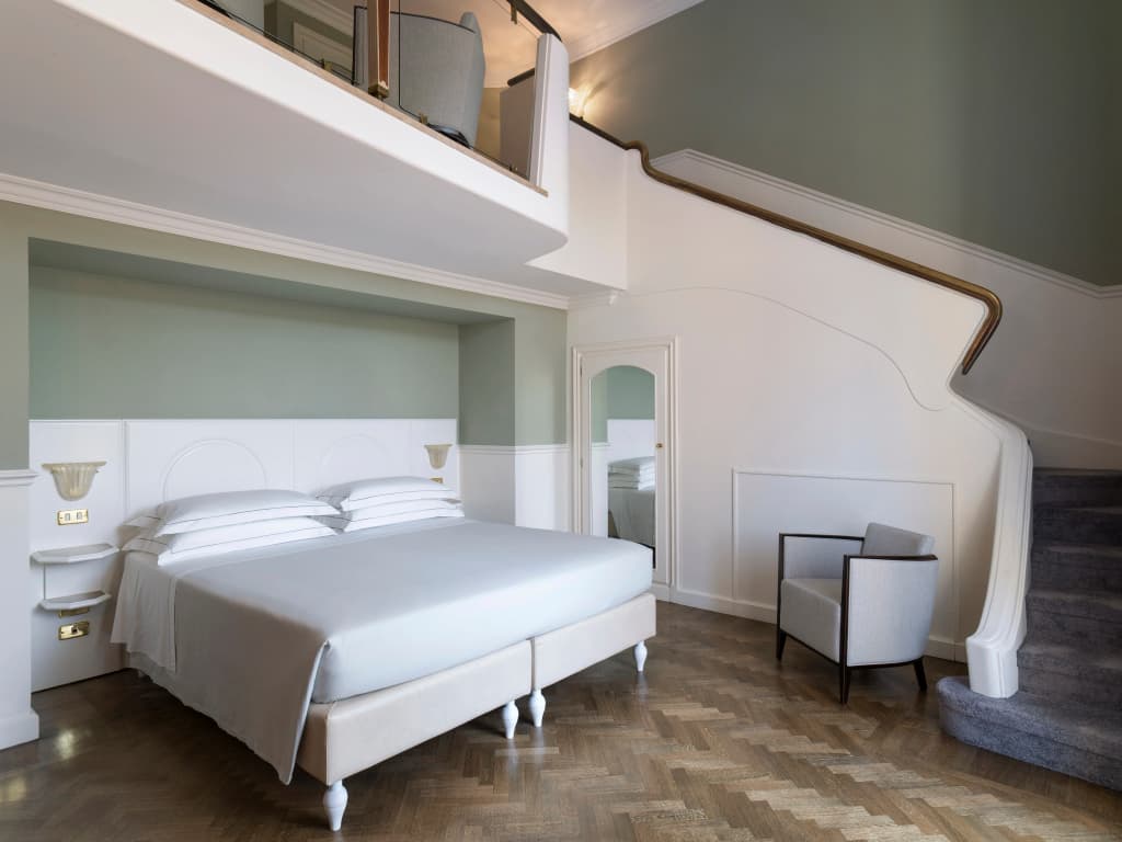 Plaza Hotel Lucchesi - photo 18
