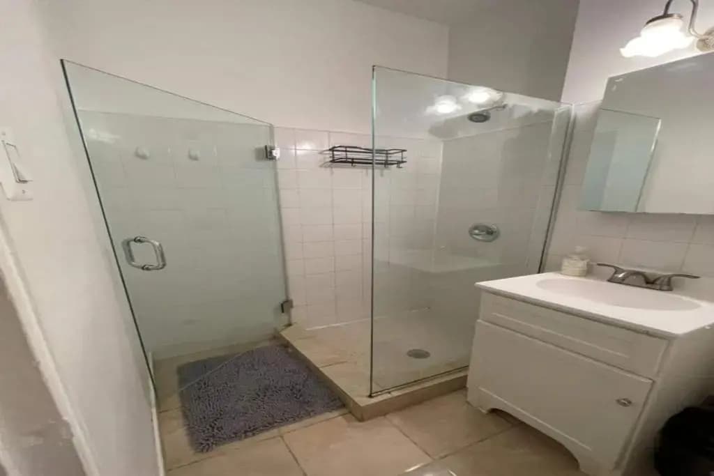 Hell's Kitchen 1 BR Apt. (8416) - photo 6