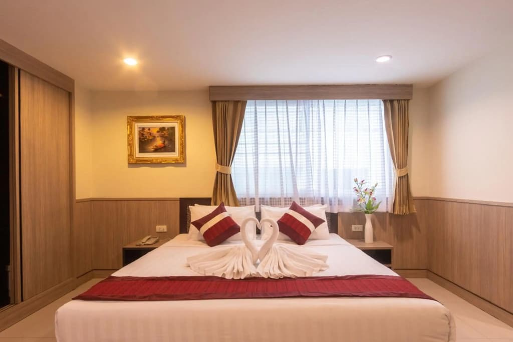 Gusto Hotel Pratunam - photo 3