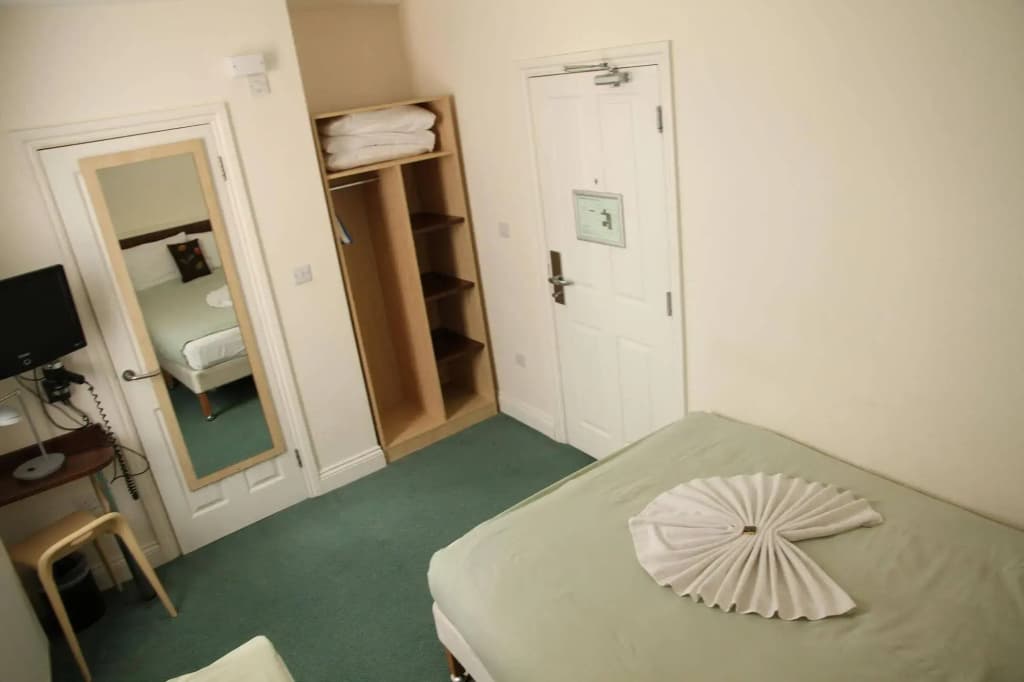 Four Points Flex by Sheraton London Kensington Olympia Hotel - photo 6