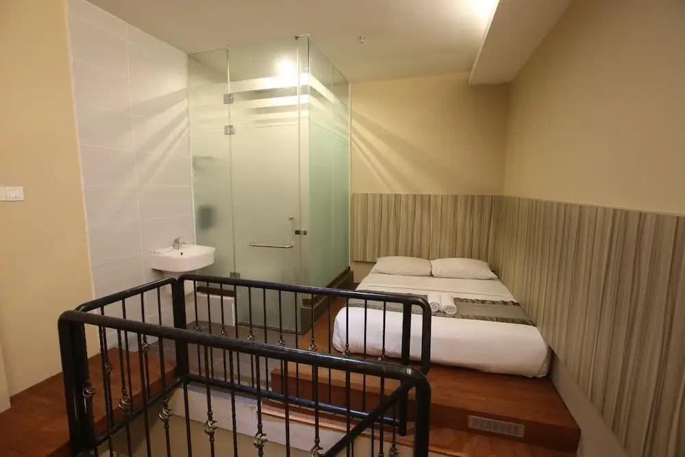OYO 960 I Harmony Hotel - photo 12