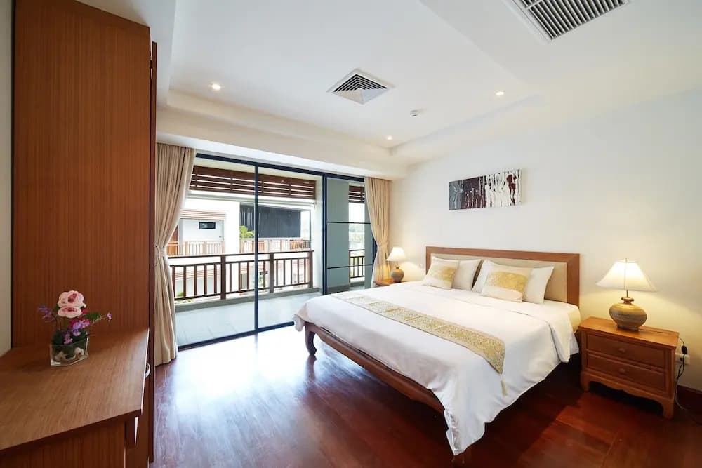 Surin Sabai - photo 31