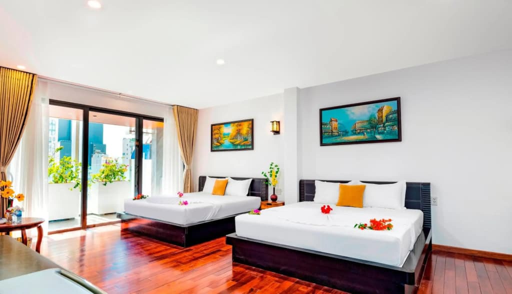 The Summer Hotel - photo 5
