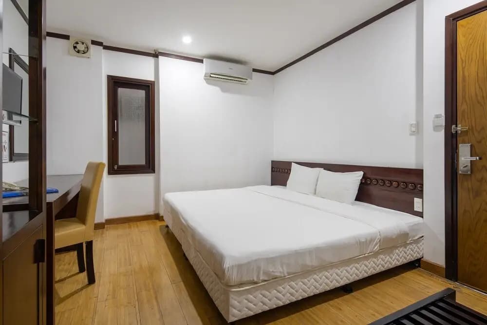 Brody Beach Hotel - photo 5