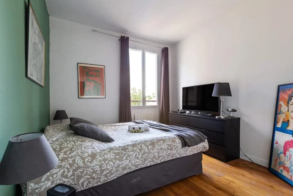 Charming Flat in the Heart of Paris, Ideal for 2 ! - photo 3