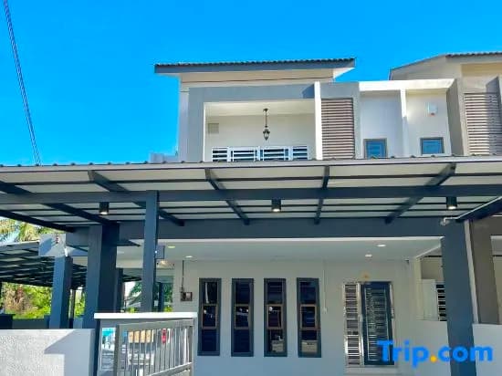 Entire Vacation House In Sitiawan - photo 4