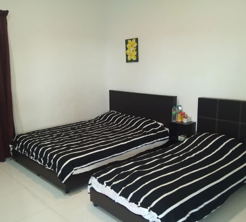 Aleesa Roomstay - photo 2