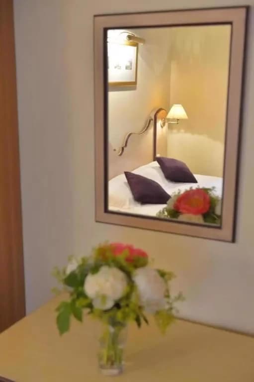 Hotel Unic Renoir Saint Germain - photo 34