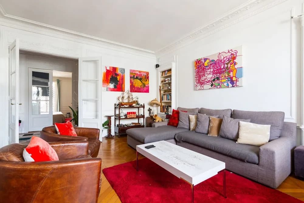 Balcony Bliss steps from the Bois de Boulogne - photo 9