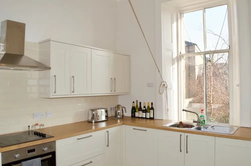 Luxury Edinburgh Home - photo 12