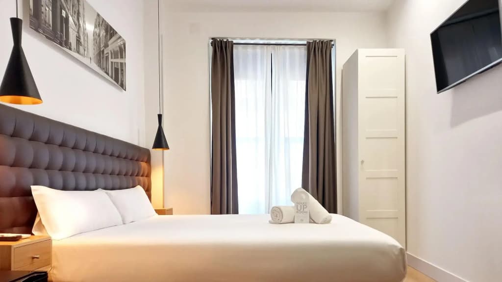 Woohoo Rooms Chueca - photo 3
