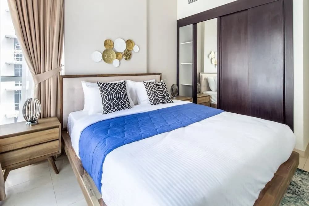 Chic 3BR With Study in The Heart of Downtown Dubai! - photo 4