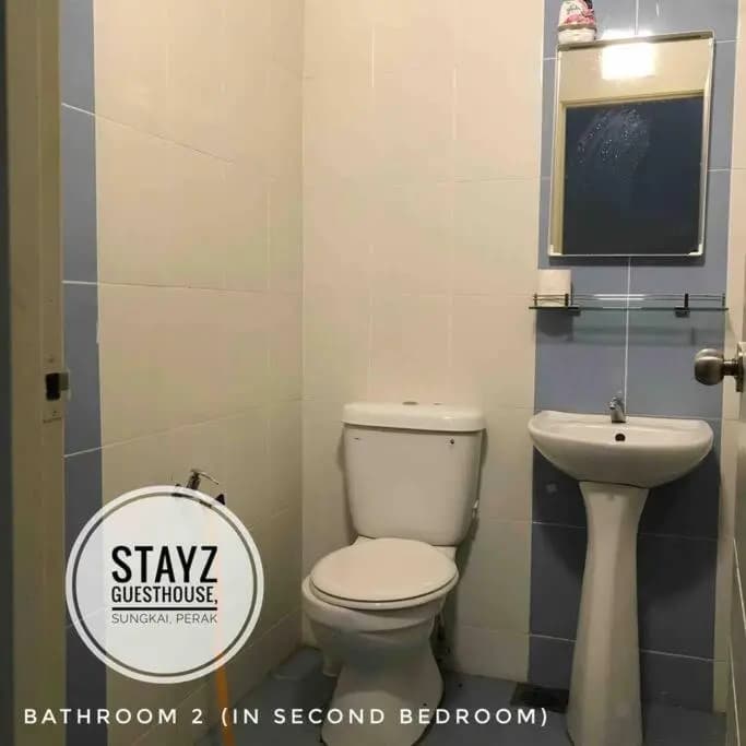 Stayz Guesthouse - photo 2