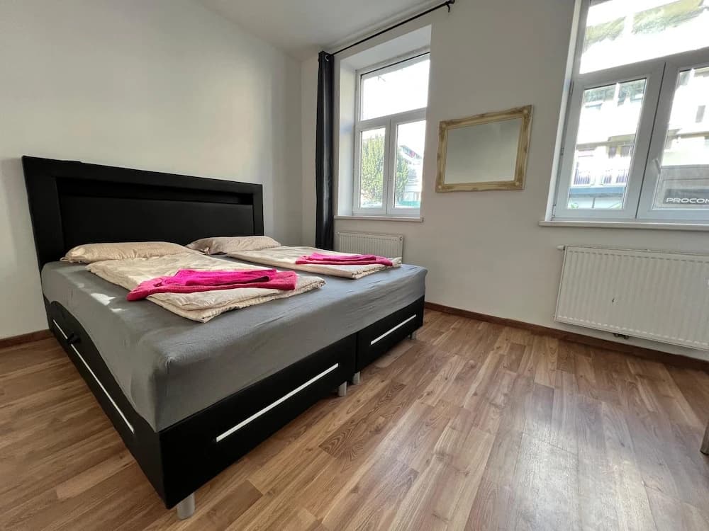 Cozy 3BR shared Apt. Wien Simmering - photo 4