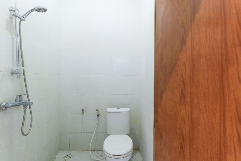 Hotel Warta Putra - photo 9