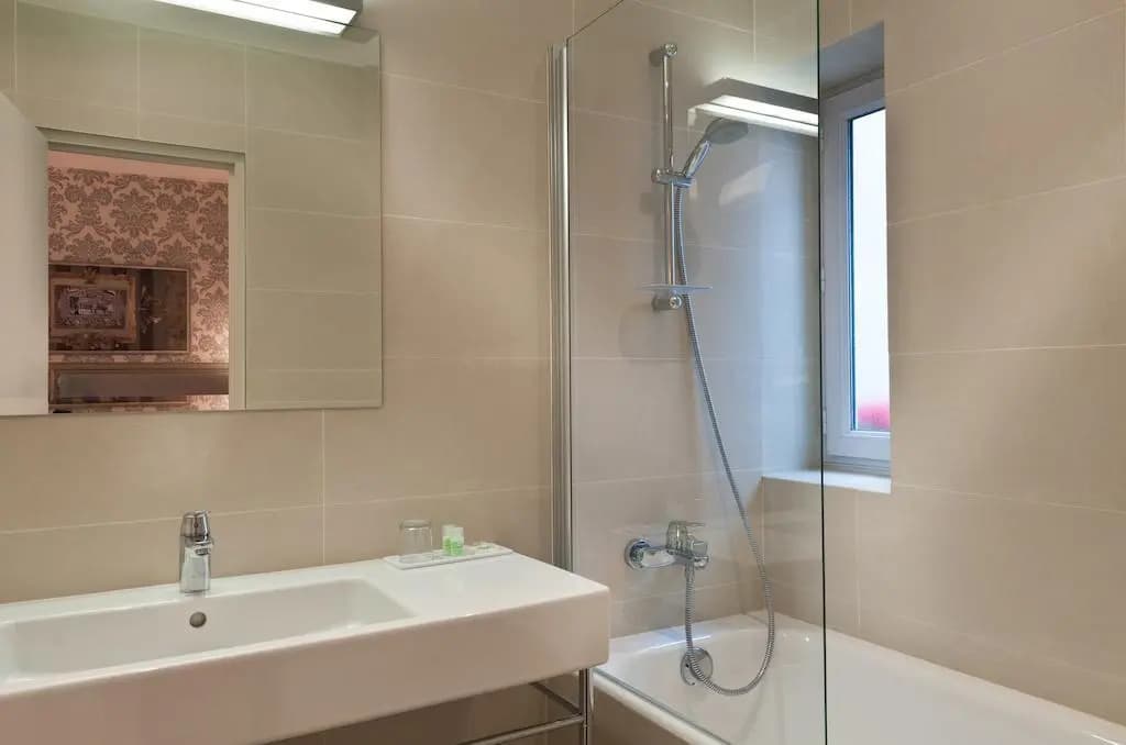 Hotel Monceau Wagram - photo 34