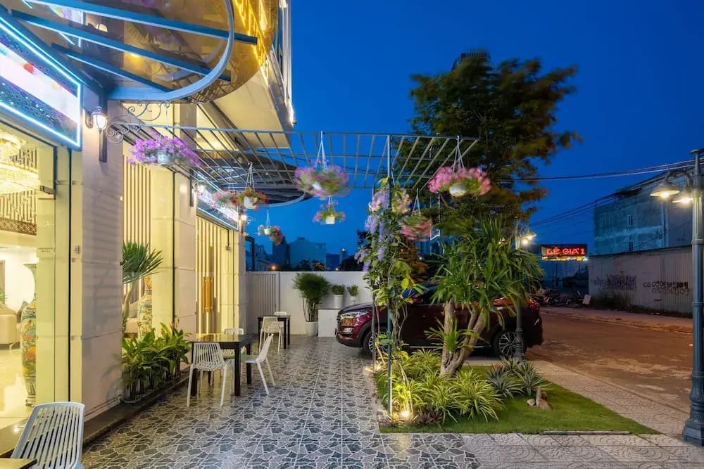 London Hotel and Apartments Da Nang - photo 12