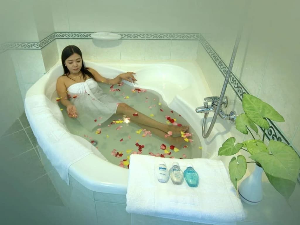 Mithrin Hotel Halong - main photo