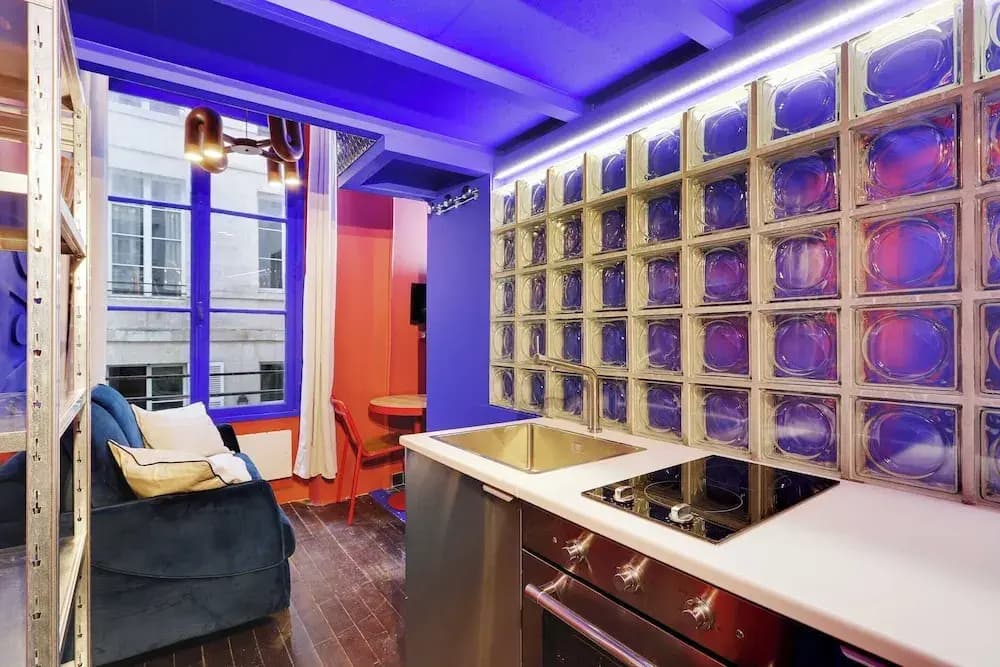 Cosy, Colourful Studio for 2 - Heart of "marais" - photo 7