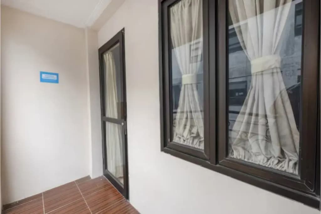 Hotel O Cibubur Near Cibubur Junction Formerly Comfort Residence - photo 10