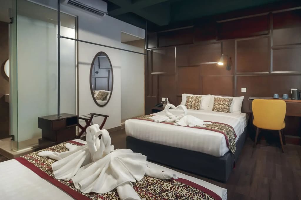 East Riverine Boutique Hotel - photo 6