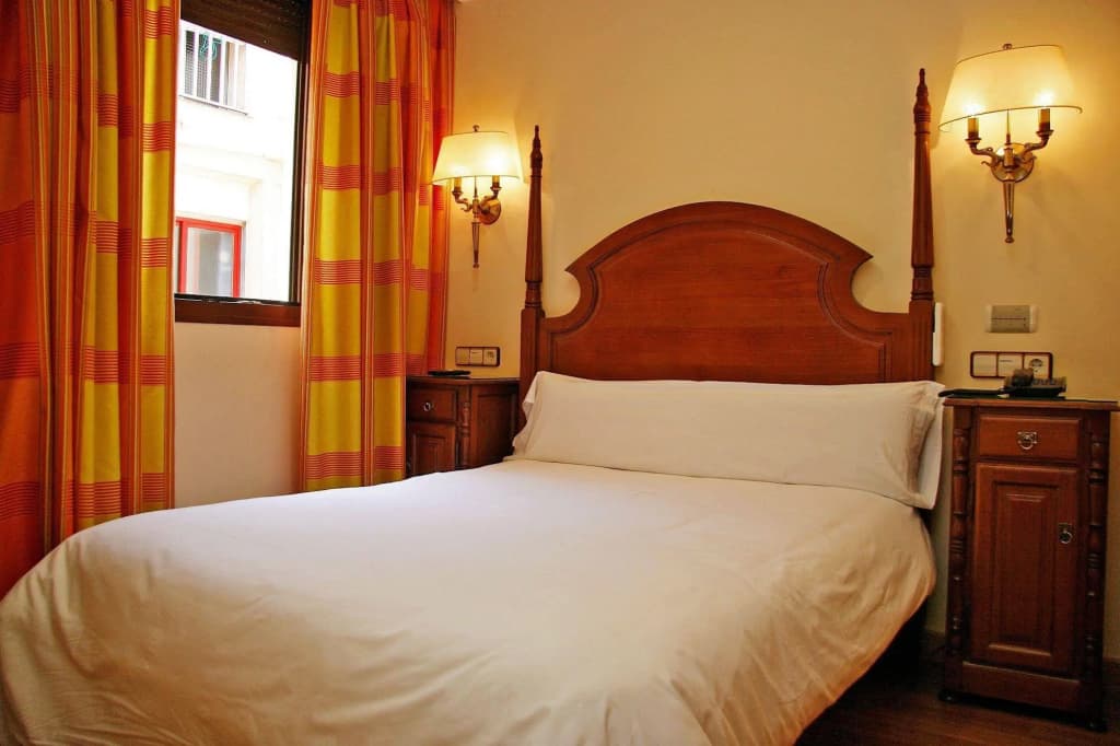 Hostal Victoria I - photo 2