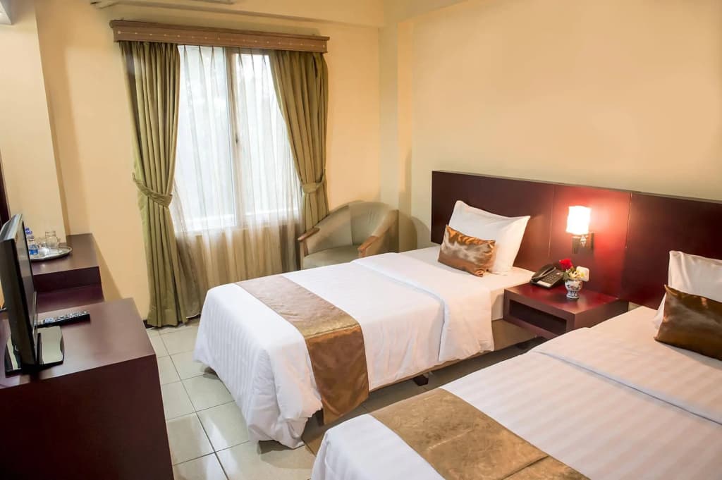 Jusenny Hotel - photo 5