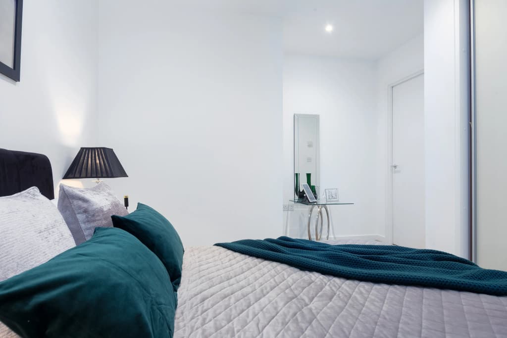 Penton Apartments - photo 2