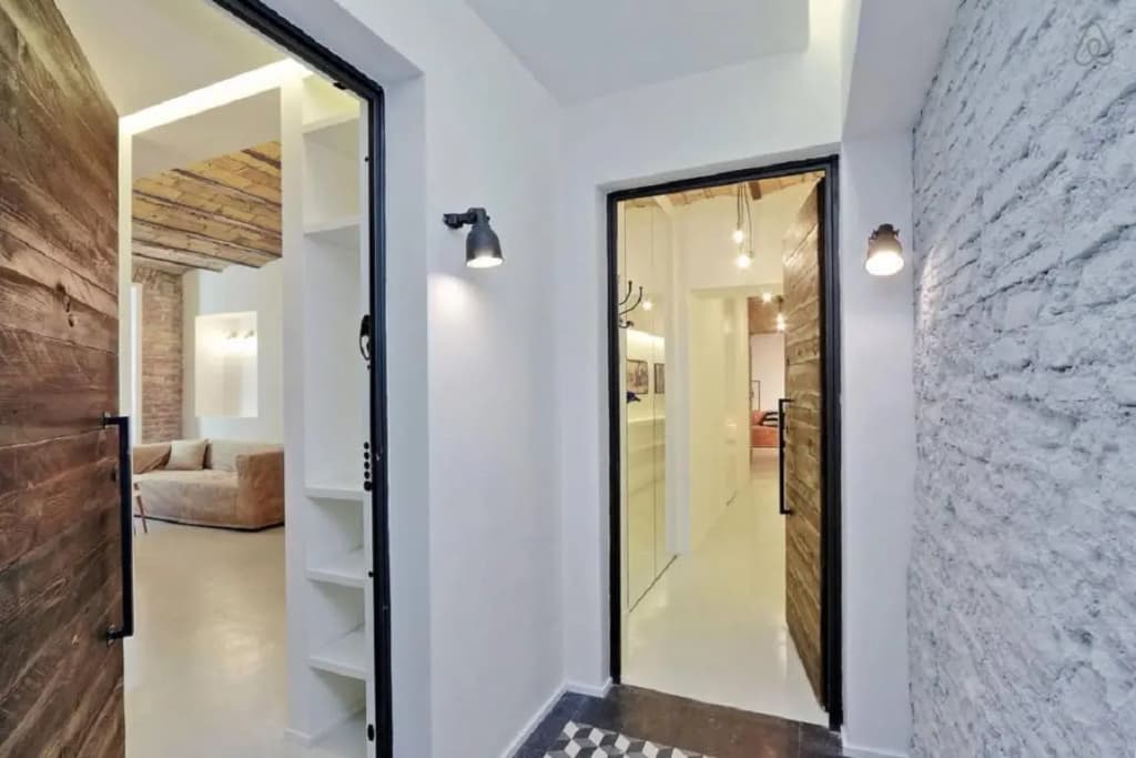 Charming flat near Colosseum - photo 3