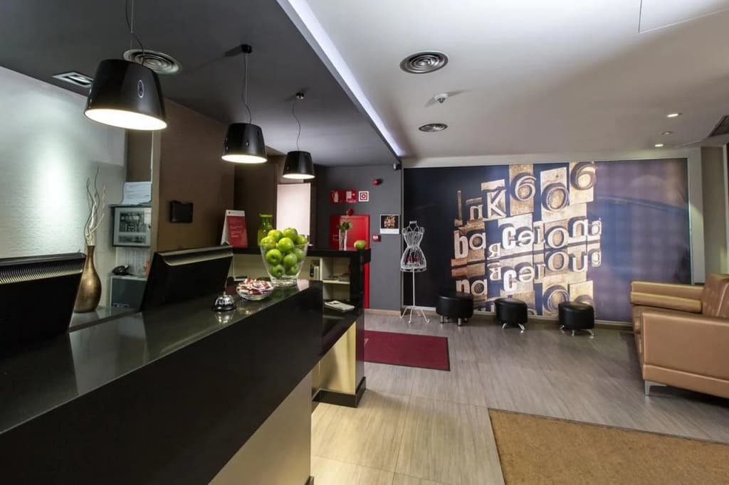 Leonardo Boutique Hotel Barcelona Sagrada Familia Boutique Hotel - photo 2