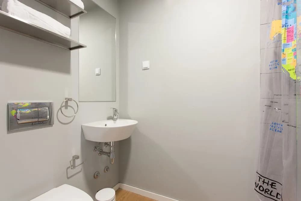 Doorm Quality Housing - photo 9