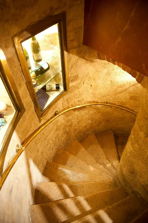 L'Hotel - photo 15